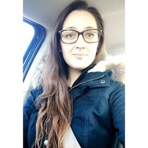 Meet your Posher, Kaitlyn